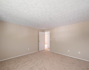 1103 Burwick Drive - Photo Thumbnail 17
