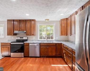 1103 Burwick Drive - Photo Thumbnail 34