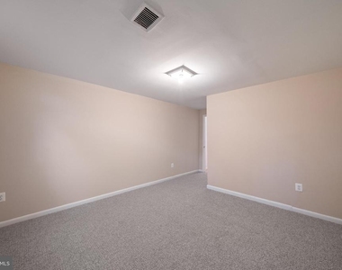 1103 Burwick Drive - Photo Thumbnail 10