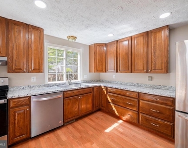 1103 Burwick Drive - Photo Thumbnail 37
