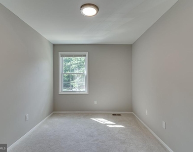 3374 Breckenridge Court - Photo Thumbnail 17