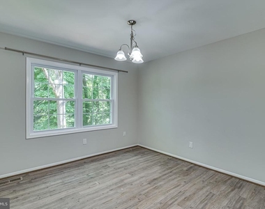 3374 Breckenridge Court - Photo Thumbnail 6