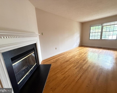 328 Tudor Drive - Photo Thumbnail 12