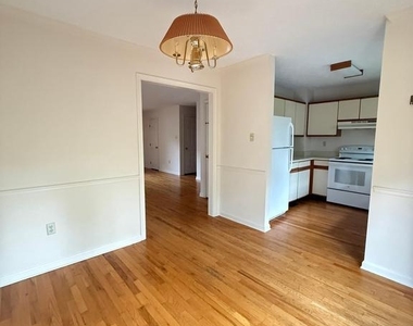 328 Tudor Drive - Photo Thumbnail 15