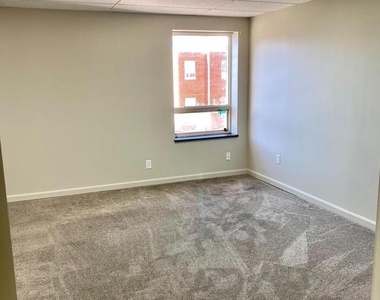 306 S Main Street - Photo Thumbnail 4