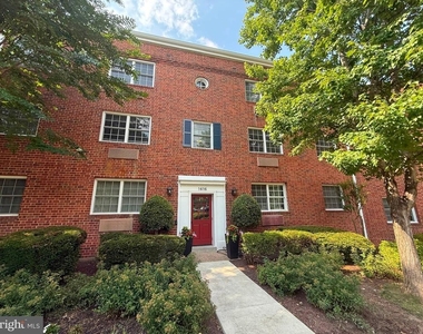 1616 W Abingdon Drive W - Photo Thumbnail 13