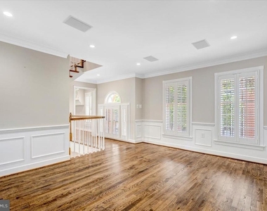 303 S Union Street - Photo Thumbnail 30