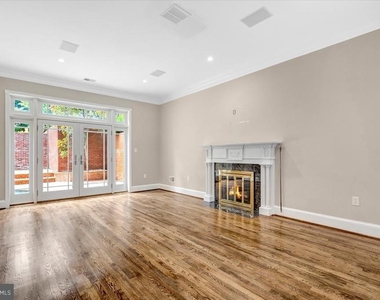 303 S Union Street - Photo Thumbnail 7