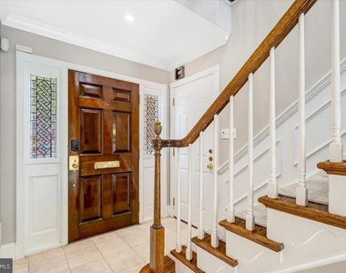 303 S Union Street - Photo Thumbnail 6
