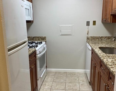 301 N Beauregard Street - Photo Thumbnail 12