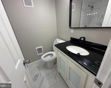 141 S 57th Street - Photo Thumbnail 10
