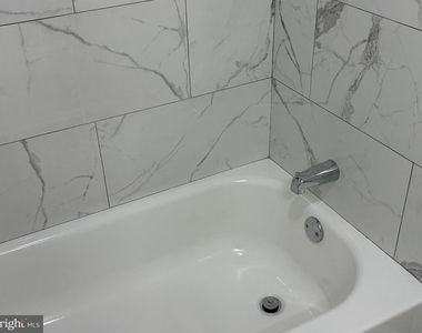 141 S 57th Street - Photo Thumbnail 11