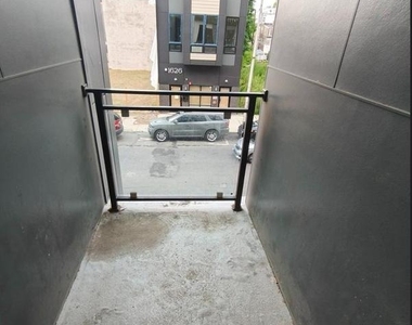 1621 Ridge Avenue - Photo Thumbnail 8