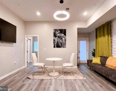 1621 Ridge Avenue - Photo Thumbnail 1