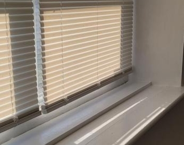 7712 Watson Street - Photo Thumbnail 8