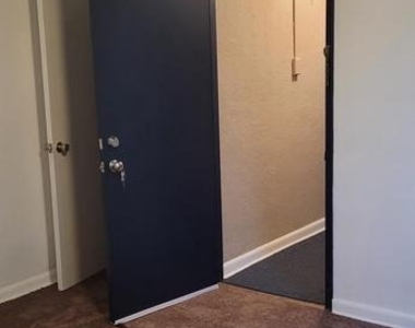 7712 Watson Street - Photo Thumbnail 5