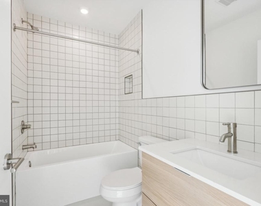 2406 Frankford Avenue - Photo Thumbnail 12