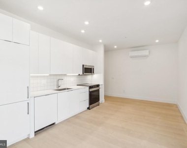 2406 Frankford Avenue - Photo Thumbnail 7