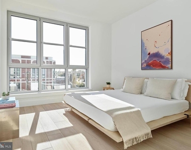 2406 Frankford Avenue - Photo Thumbnail 3
