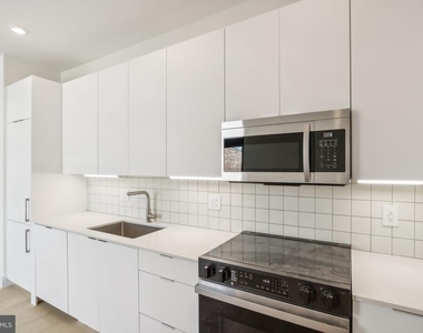 2406 Frankford Avenue - Photo Thumbnail 11
