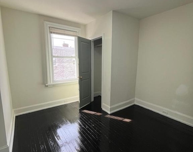 5852 Osage Avenue - Photo Thumbnail 19