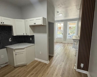 850 N 22nd Street - Photo Thumbnail 2