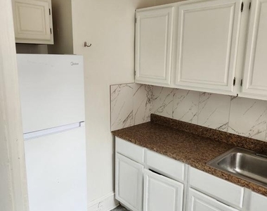 5029 Penn Street - Photo Thumbnail 2
