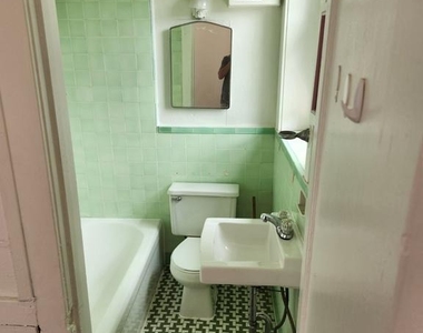 5029 Penn Street - Photo Thumbnail 5
