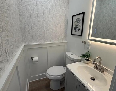 2619 Titan Street - Photo Thumbnail 3