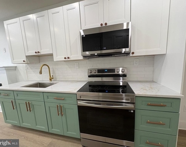 2619 Titan Street - Photo Thumbnail 6