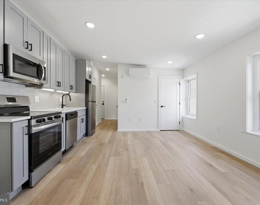 627 N 16th Street - Photo Thumbnail 2