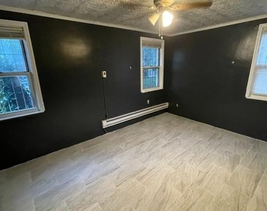 6715 Carlisle St. - Photo Thumbnail 8