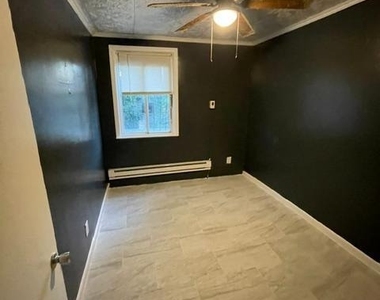 6715 Carlisle St. - Photo Thumbnail 6