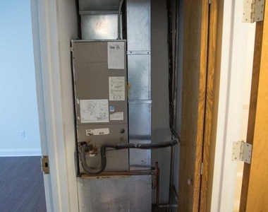 1600-3 Walnut Street - Photo Thumbnail 17