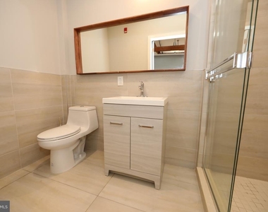 1822 E Glenwood - Photo Thumbnail 11