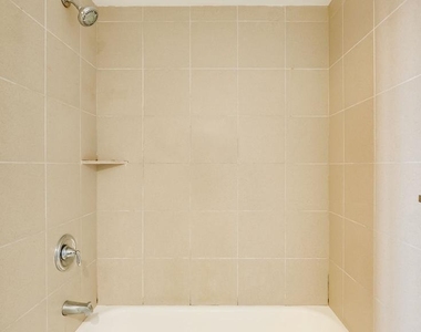 444 N 4th Street - Photo Thumbnail 16