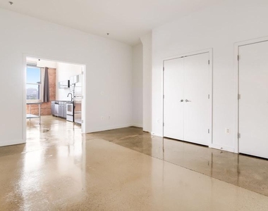 444 N 4th Street - Photo Thumbnail 6