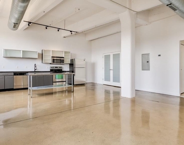 444 N 4th Street - Photo Thumbnail 5
