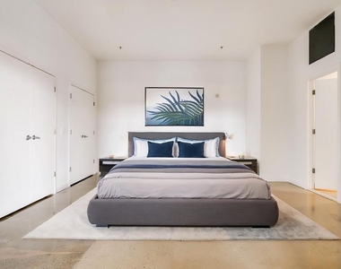 444 N 4th Street - Photo Thumbnail 9