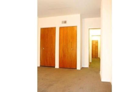 260 S 11th Street - Photo Thumbnail 12
