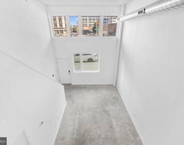455-459 N 5th Street - Photo Thumbnail 3