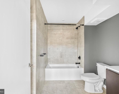 455-459 N 5th Street - Photo Thumbnail 7