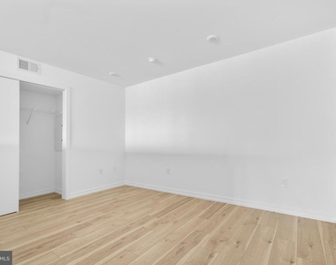 455-459 N 5th Street - Photo Thumbnail 13