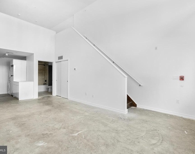 455-459 N 5th Street - Photo Thumbnail 1