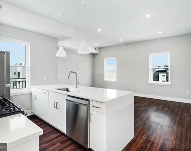 1527 Ridge Avenue - Photo Thumbnail 1