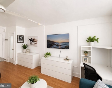 1324 Locust Street - Photo Thumbnail 13