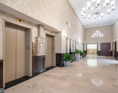 1324 Locust Street - Photo Thumbnail 5