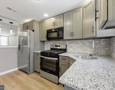 2625 Manton Street - Photo Thumbnail 7