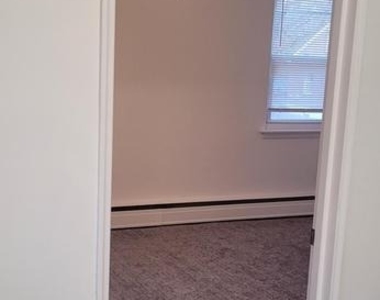 7712 Watson Street - Photo Thumbnail 10