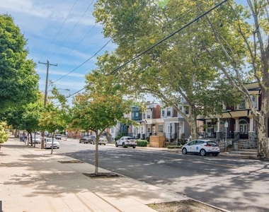 5516 Cedar Avenue - Photo Thumbnail 3